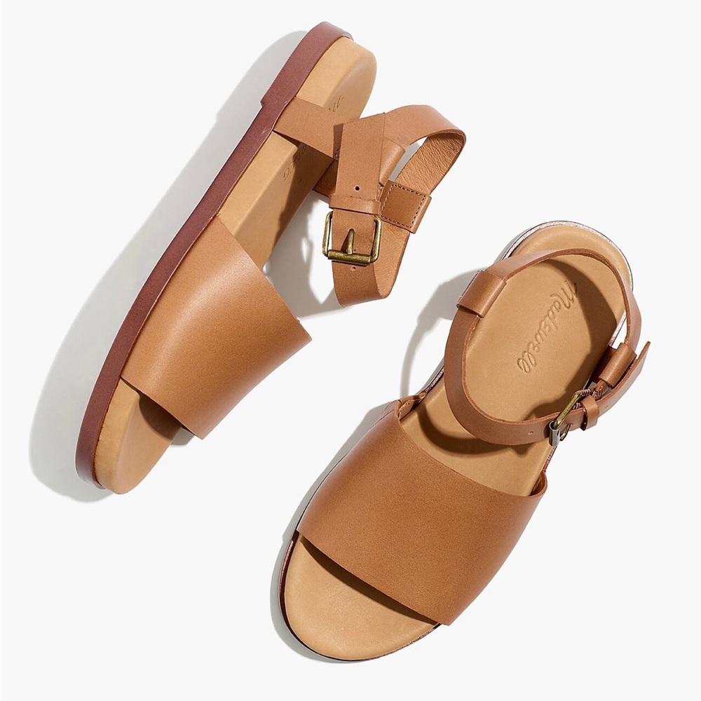 Madewell Noelle Ankle-Strap Flat in Warm Hickory